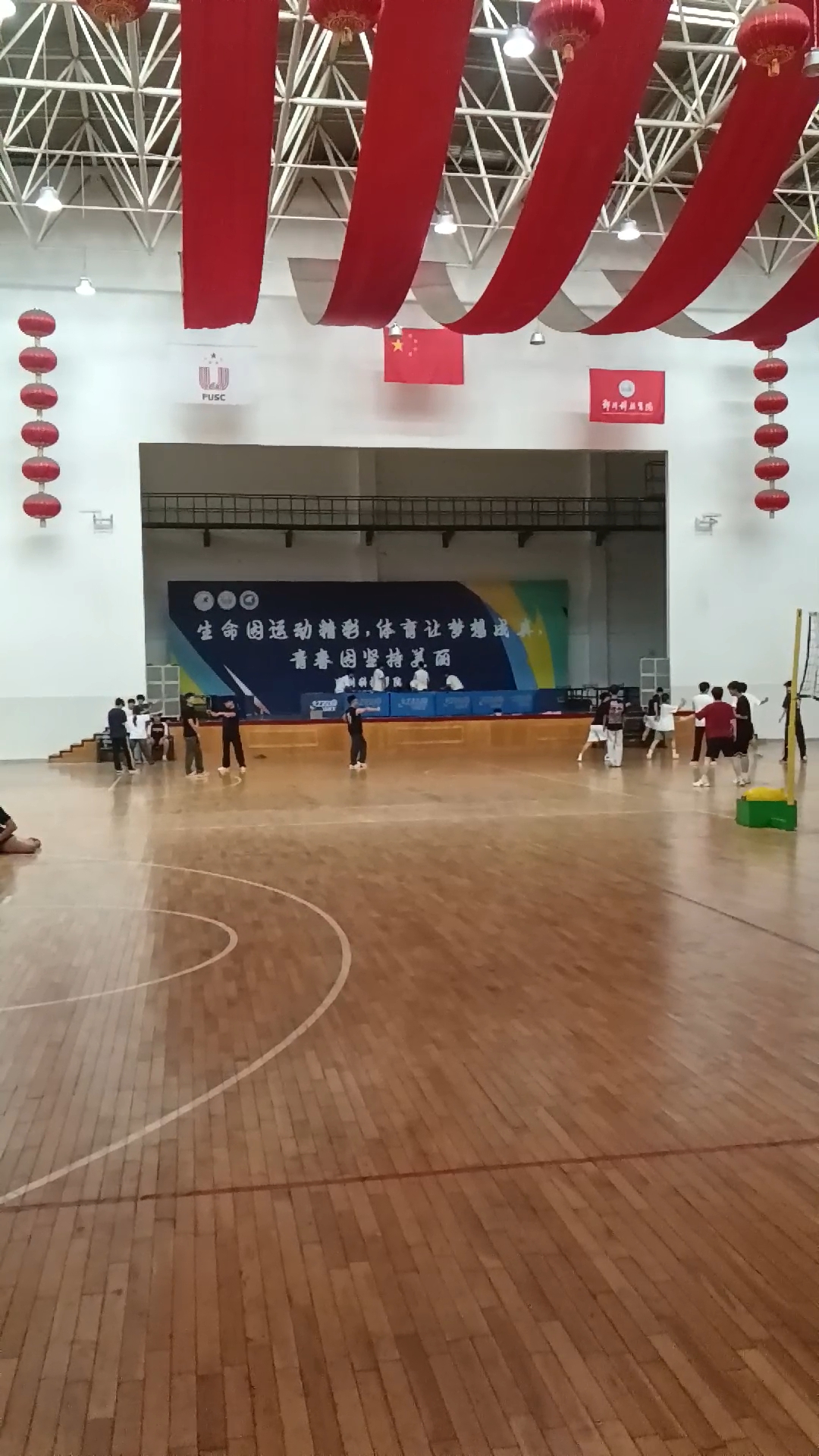热门专业介绍：计算机，机电技术、机械制造、汽车制造与检测，无人机，电子商务，大数据技术，舞蹈表演